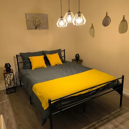 Apartamento Le Logis Dans La Place De Deux